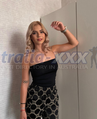 Photo escort girl Sonia: the best escort service