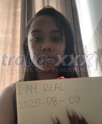 Photo escort girl Lisa latina: the best escort service