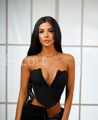 Photo escort girl Deniz: the best escort service