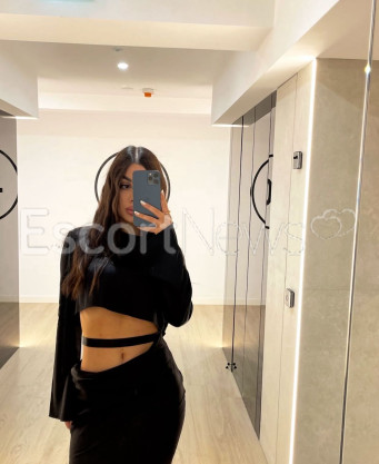 Photo escort girl Nur: the best escort service