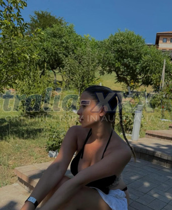 Photo escort girl Tuana: the best escort service