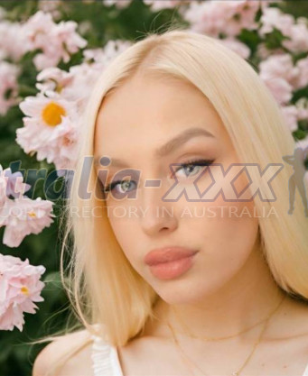 Photo escort girl Monica: the best escort service
