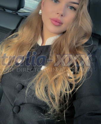 Photo escort girl YANA ELIT: the best escort service