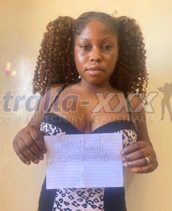 Photo escort girl Bella right: the best escort service