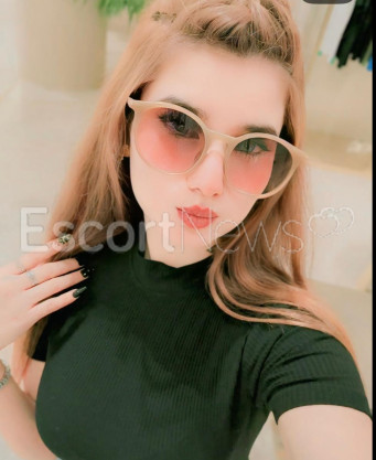 Photo escort girl Ishani: the best escort service