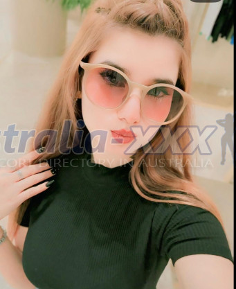 Photo escort girl Ishani: the best escort service