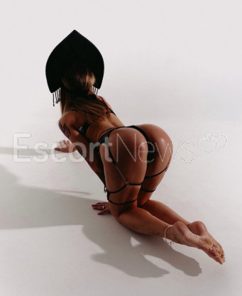 Photo escort girl Malena: the best escort service