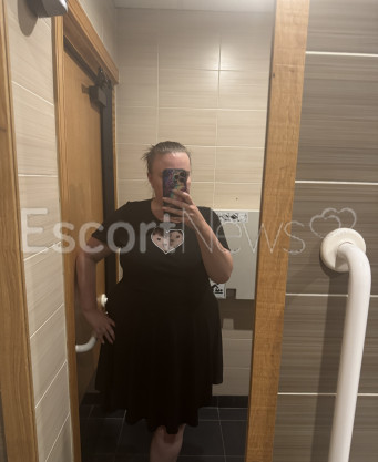 Photo escort girl Emerald: the best escort service