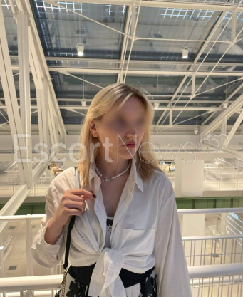 Photo escort girl Elya: the best escort service