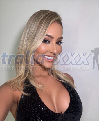 Photo escort girl Bruna: the best escort service