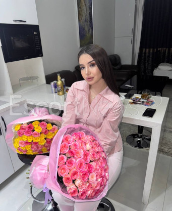 Photo escort girl Sofia: the best escort service