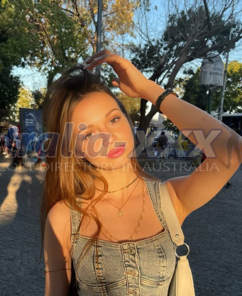 Photo escort girl sara: the best escort service