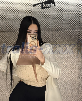 Photo escort girl Karina: the best escort service