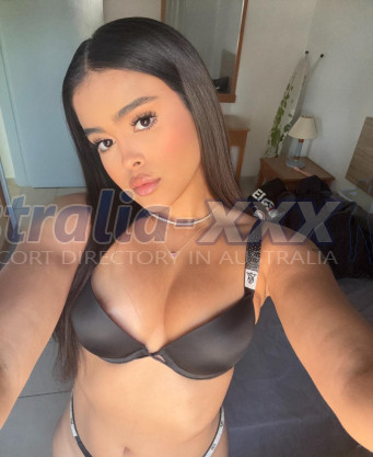 Photo escort girl Karina: the best escort service