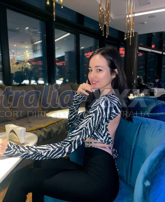 Photo escort girl sara: the best escort service