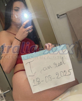 Photo escort girl Kimia: the best escort service