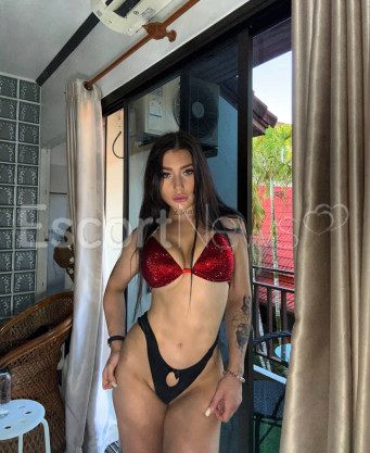 Photo escort girl Karolina : the best escort service