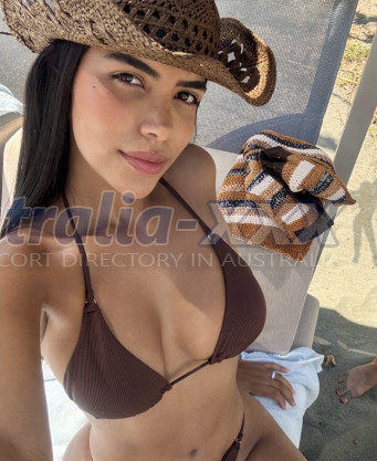 Photo escort girl Daniela : the best escort service