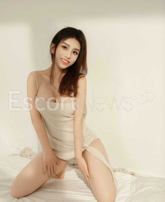 Photo escort girl Joyce: the best escort service