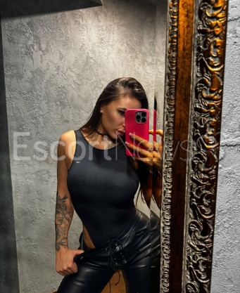 Photo escort girl Toma: the best escort service