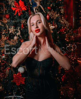 Photo escort girl Mona: the best escort service