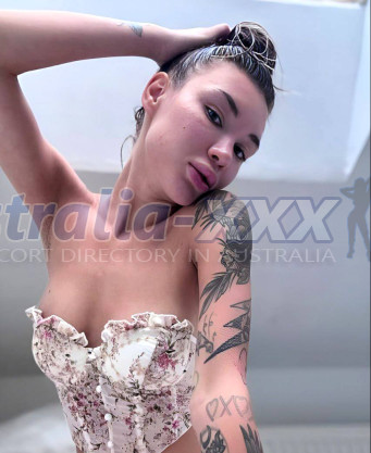 Photo escort girl Nika: the best escort service