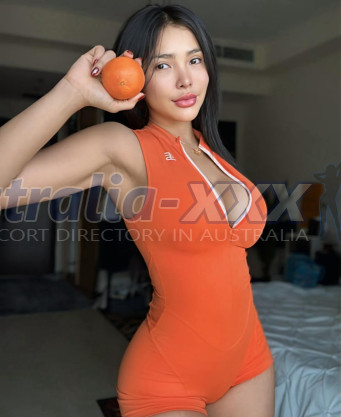 Photo escort girl Isis: the best escort service