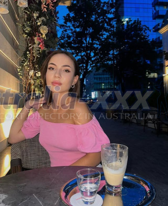 Photo escort girl Aleyna: the best escort service