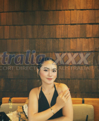 Photo escort girl Adlina: the best escort service