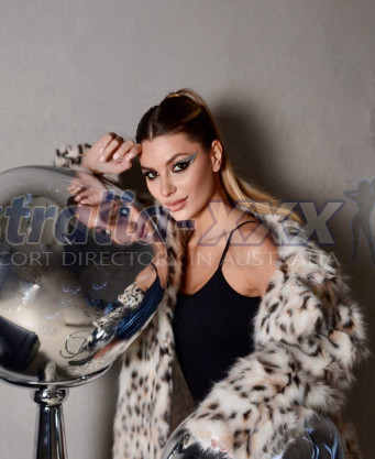 Photo escort girl Lolita: the best escort service