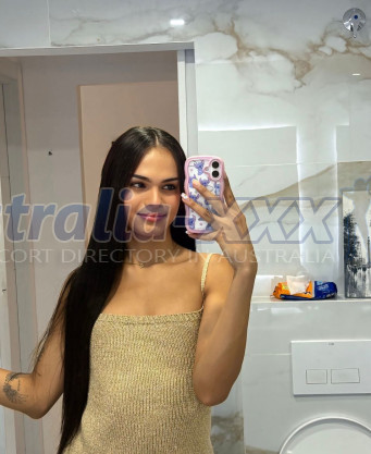 Photo escort girl SARA MEDINA: the best escort service