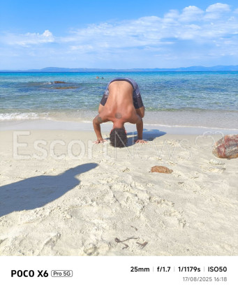 Photo escort girl Laz: the best escort service