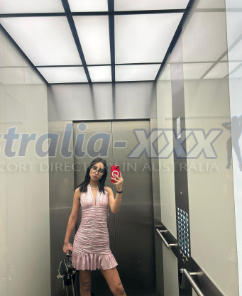 Photo escort girl Ayla: the best escort service