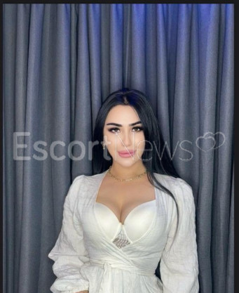 Photo escort girl Rosezeze: the best escort service