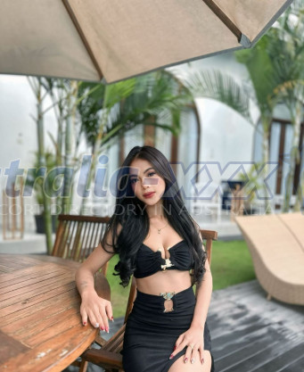 Photo escort girl Clara : the best escort service