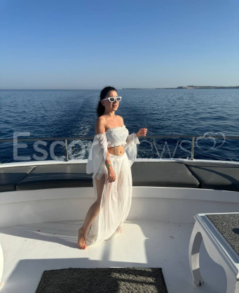 Photo escort girl Berta: the best escort service