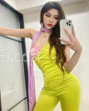 Photo escort girl Ayano Saito: the best escort service