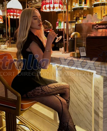 Photo escort girl Alev: the best escort service