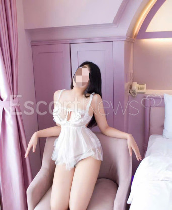 Photo escort girl Mina: the best escort service