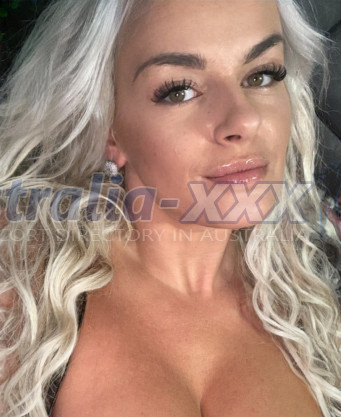 Photo escort girl Rebeca: the best escort service