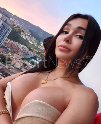 Photo escort girl Carolina Arias: the best escort service