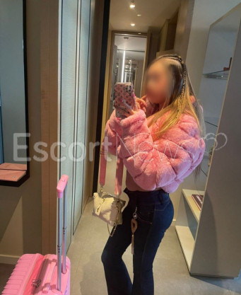 Photo escort girl Gaelia Santamaria: the best escort service