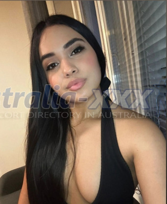 Photo escort girl Luna : the best escort service