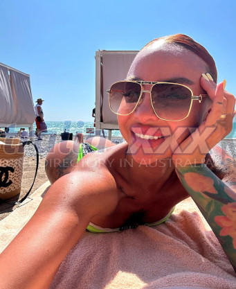 Photo escort girl Makeila: the best escort service