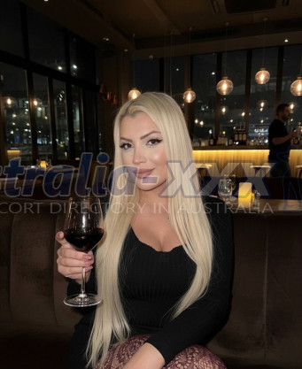 Photo escort girl Alev: the best escort service