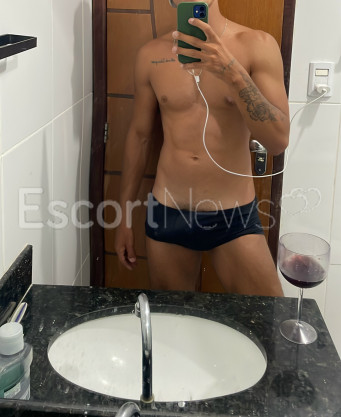 Photo escort girl Vitor: the best escort service