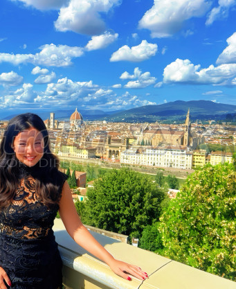 Photo escort girl LunaRiver: the best escort service