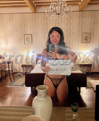 Photo escort girl LunaRiver: the best escort service