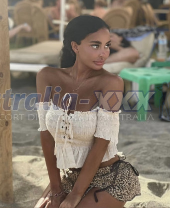 Photo escort girl Sandra: the best escort service