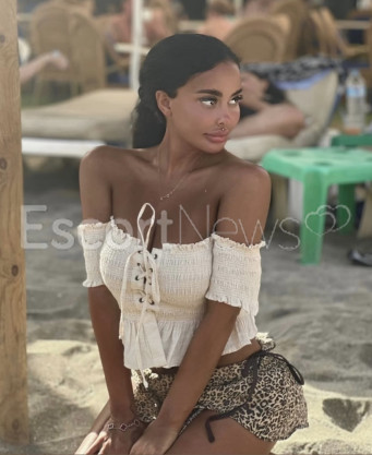 Photo escort girl Sandra: the best escort service